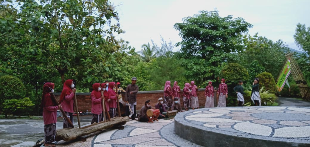 Gejok Lesung Arimbi Tampil di Naturindo